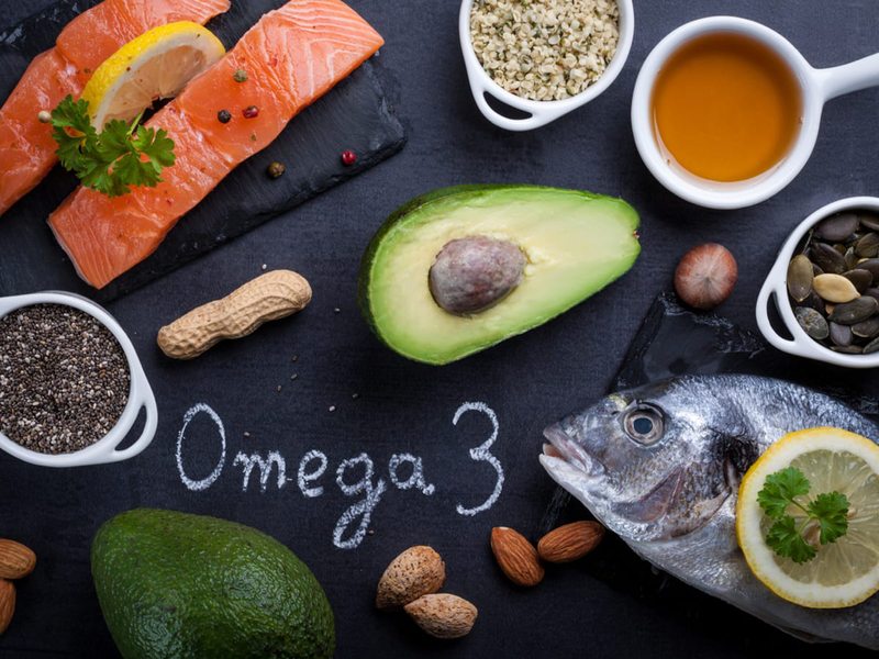 Thực phẩm giàu omega-3 có thể giúp giảm đau và viêm ở người bệnhScheuermann