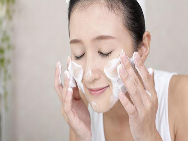 Sữa rửa mặt là sản phẩm quan trọng trong bộ skincare