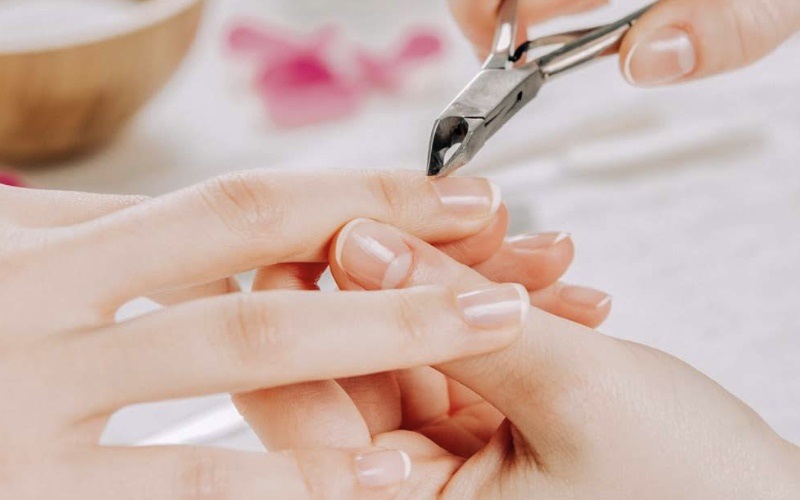 Cân nhắc lựa chọn phụ kiện làm nail phù hợp 