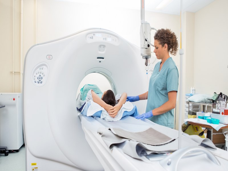 CT-scan là một phương tiện hình ảnh giúp hỗ trợ chẩn đoán liệt dây thần kinh khứu giác