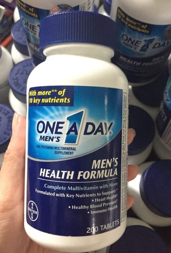 One A Day Men's Multivitamin Health Formula Cho Nam