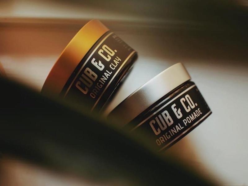 Cub & Co. Original Clay là sáp vuốt tóc được nhiều người yêu thích