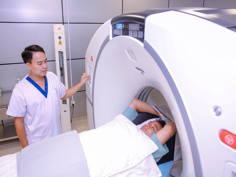 Chụp CT hoặc chụp MRI là phương pháp thường dùng để chẩn đoán bệnh