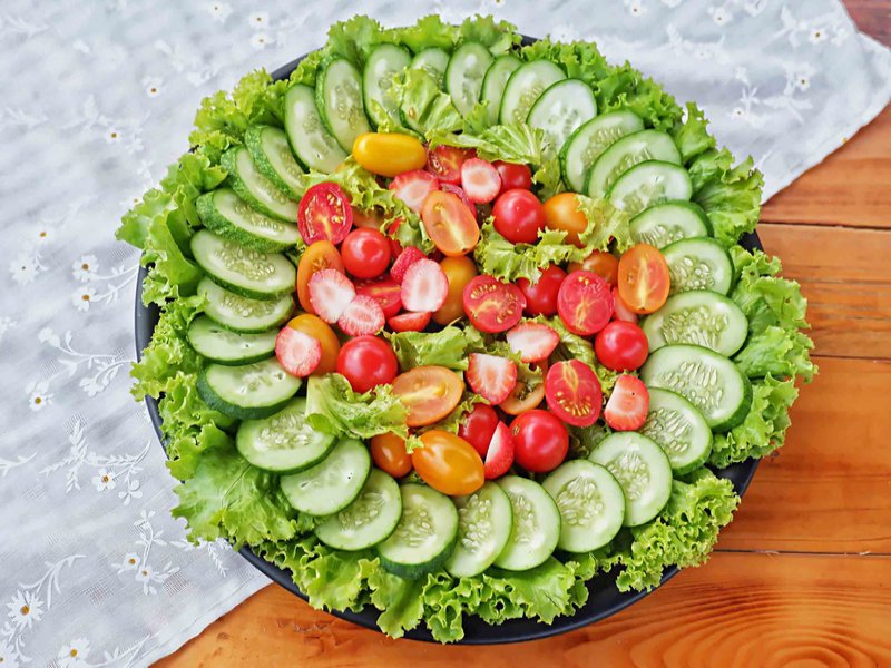 Các món rau salad, luộc, hấp sẽ tốt hơn rau xào