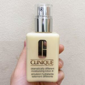 Dưỡng ẩm Clinique Dramatically Different Moisturizing Lotion