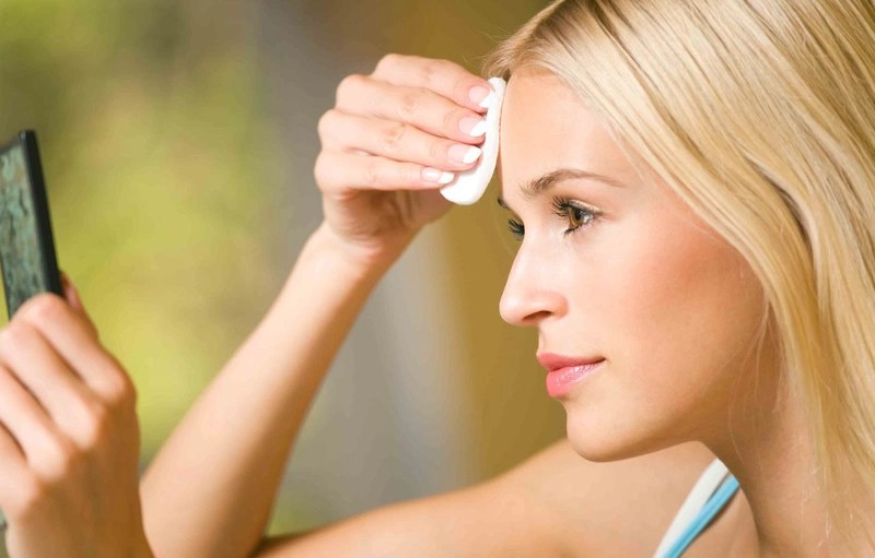Tầm quan trọng của việc chọn được loại nước tẩy trang tốt