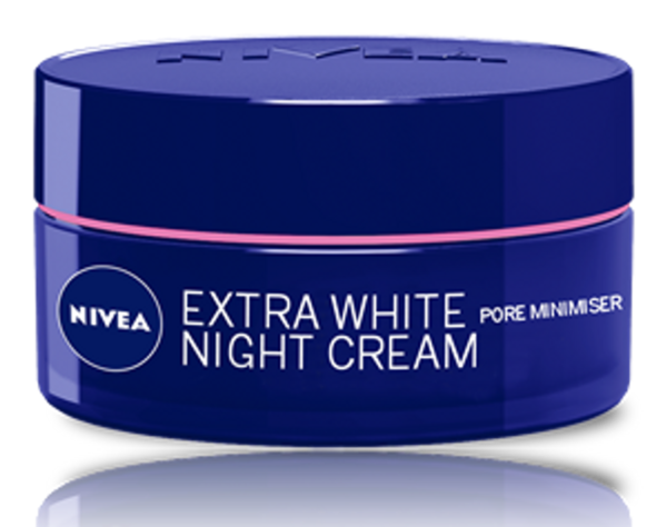 Kem dưỡng da ban đêm Nivea Extra White hỗ trợ trắng da