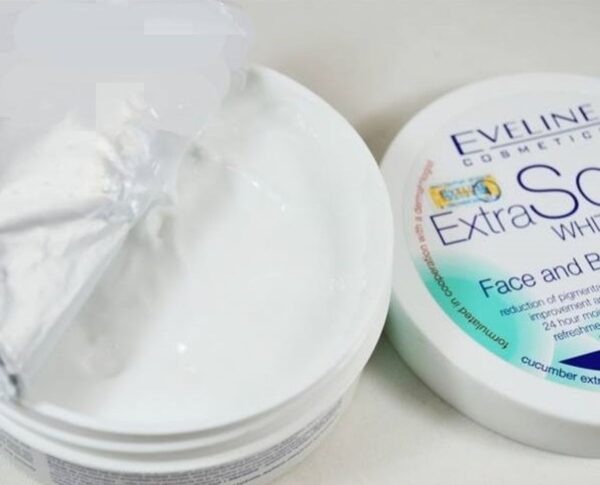 Kem Dưỡng Sáng Da Eveline Extra Soft Dành Cho Mặt Và Toàn Thân