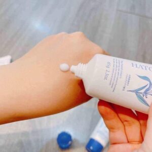 Kem dưỡng tay Hatomugi Moisturizing & Conditioning The Hand Cream