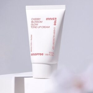 Kem dưỡng trắng da Innisfree Jeju Cherry Blossom Tone-up