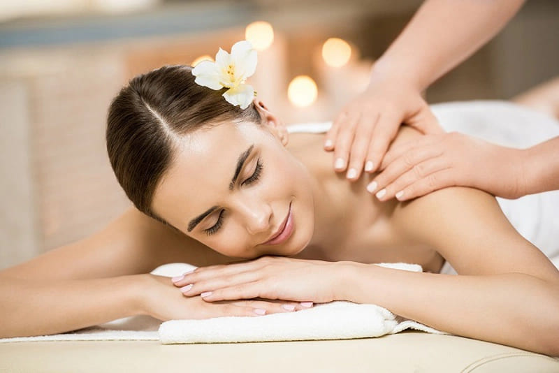 Massage sau sinh hỗ trợ tốt cho sức khỏe sản phụ