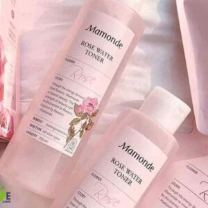 Nước Hoa Hồng Mamonde Rose Water Toner hỗ trợ cấp ẩm, mịn da