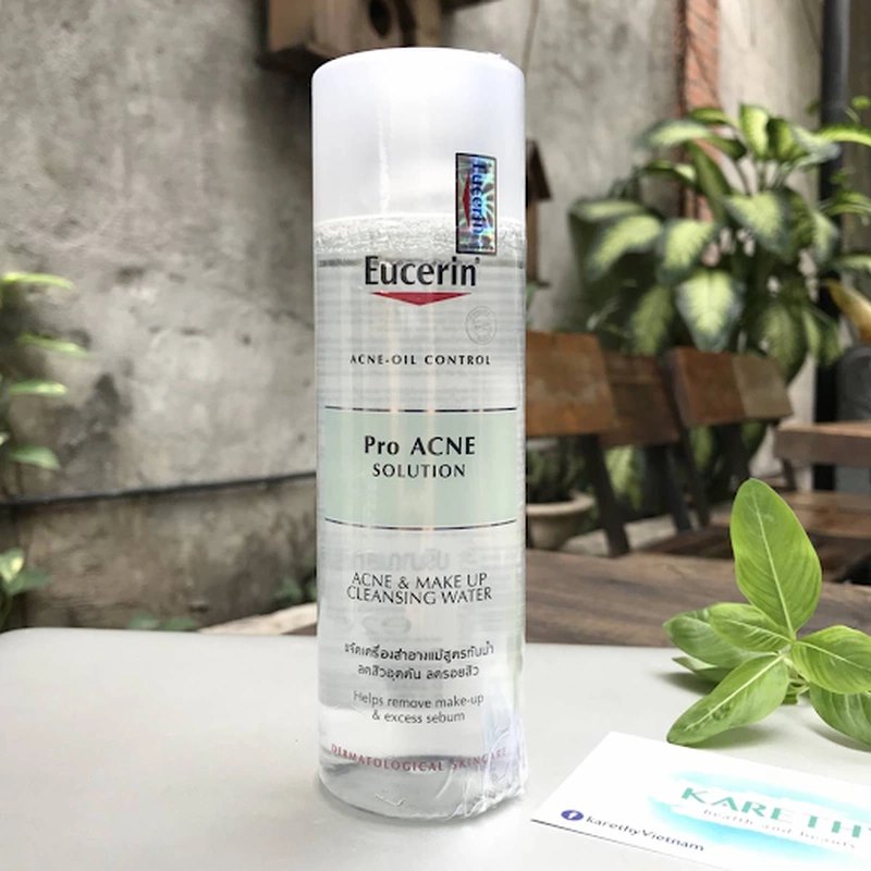 Lưu ý khi sử dụng nước tẩy trang Eucerin