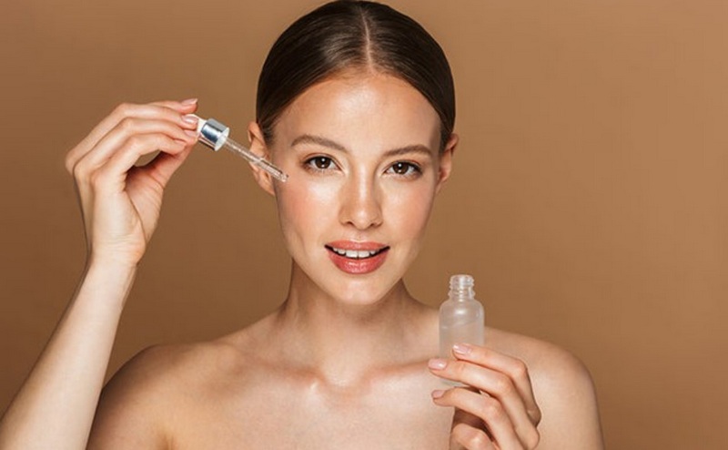 Serum có giúp tăng hiệu quả kem chống nắng hay không?