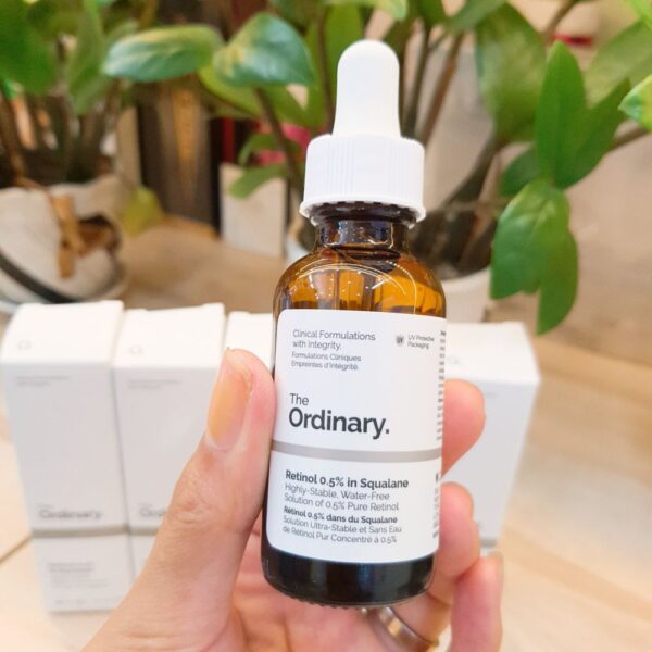 Serum The Ordinary Retinol 0.5% in Squalane hỗ trợ trẻ hóa da