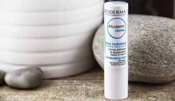 Son dưỡng môi không màu Bioderma Stick Hydratant