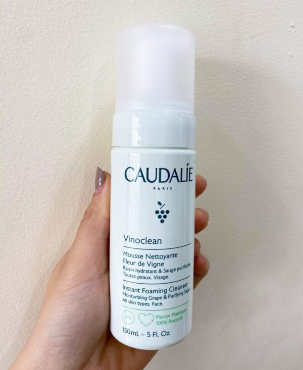 Sữa rửa mặt tạo bọt Caudalie của Pháp