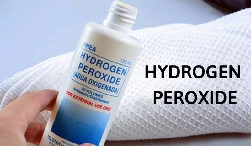 Hydrogen peroxide là hợp chất có khả năng tẩy trắng tự nhiên