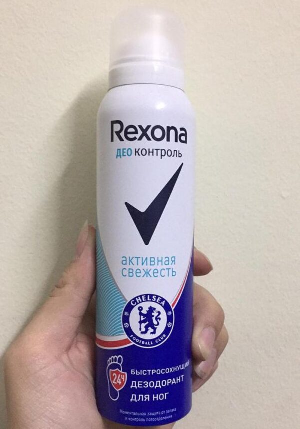 Xịt hỗ trợ khử mùi hôi chân Nga Rexona 3 trong 1