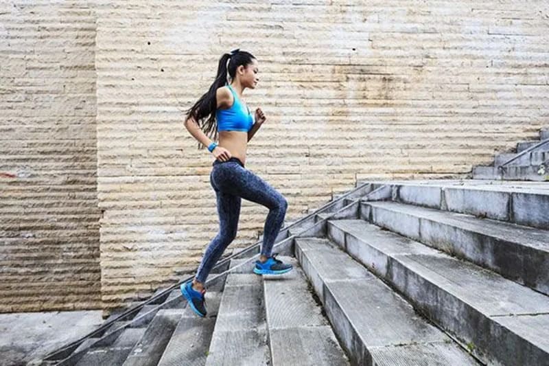 Lunges là bài tập tuyệt vời để tăng cường cơ đùi