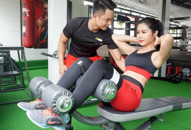 Cả bơi lội và tập gym đều mang lại nhiều lợi ích cho sức khỏe