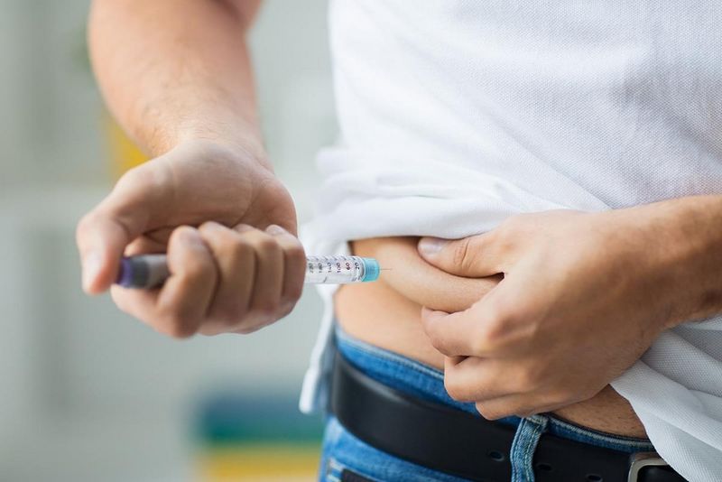 Insulin dài hạn có thời gian tác động dài hơn so với insulin phản ứng chậm