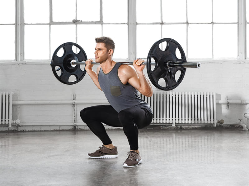 Barbell Squat là một bài tập sức mạnh phổ biến và hiệu quả