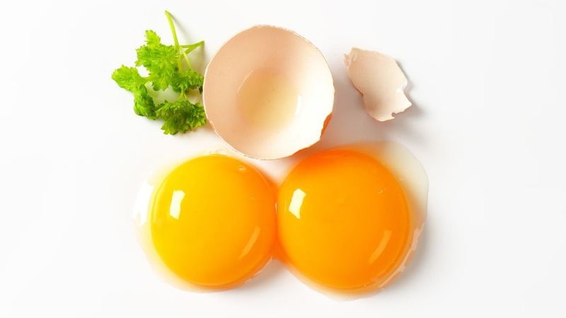 Lòng đỏ trứng chứa hàm lượng cholesterol cao