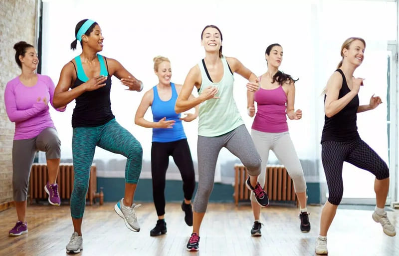 Zumba giúp cải thiện khả năng phối hợp và sự linh hoạt