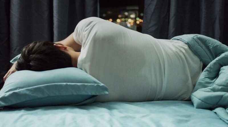 Ra mồ hôi khi ngủ là gì?