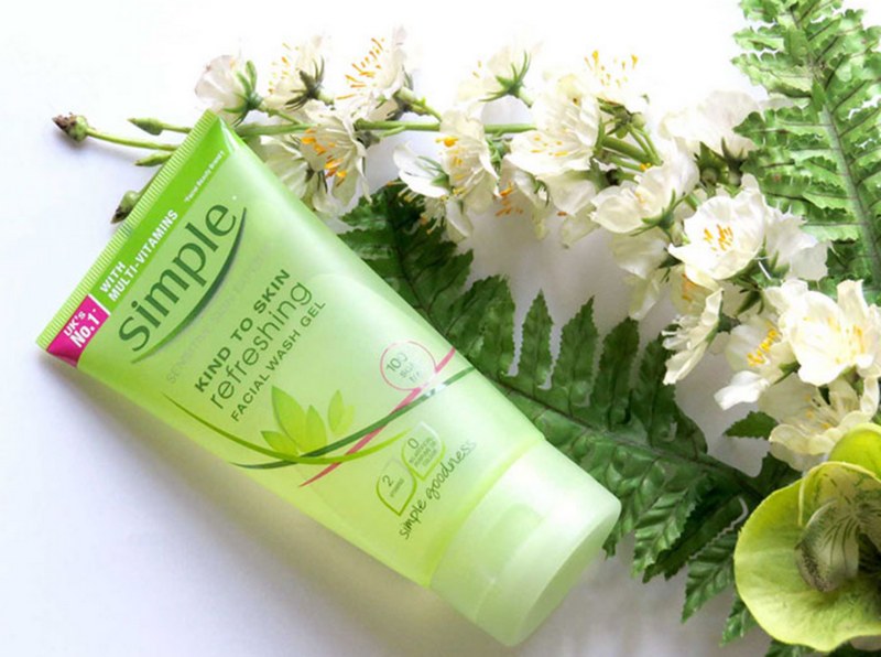 Simple Kind To Skin Refreshing Facial Wash